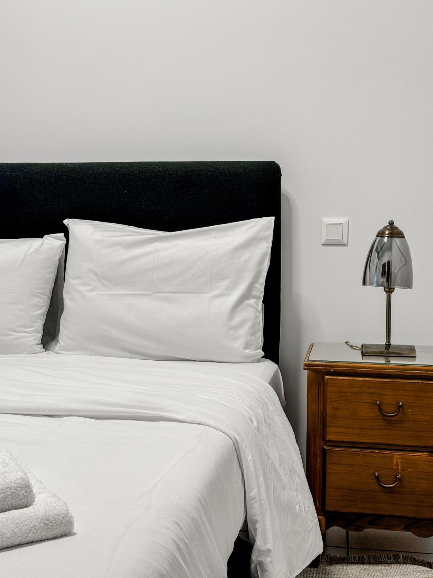 Apartment Near Metro + Port بيرايوس المظهر الخارجي الصورة